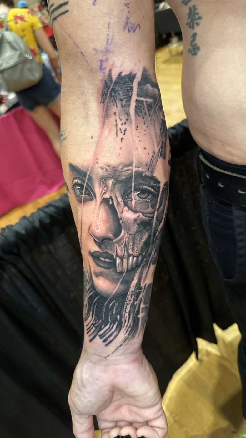 Black and grey tattoo by Rafael Cassaro
